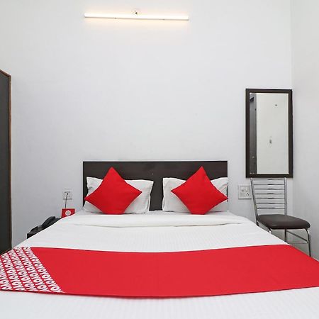 Rudrapur Hotel O Mid Town Ojus Tower מראה חיצוני תמונה